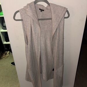 Pure Amici Cashmere Hooded Vest